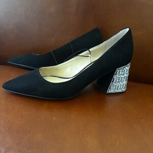 Betsey Johnson Size 6.5M Black Pointed Toe Block Heels with Mirrored Accents